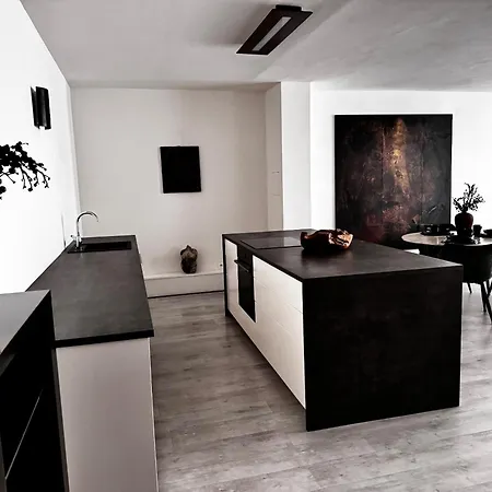 아파트 Moderny 156 M2 V Blizkosti Bratislavskeho Hradu